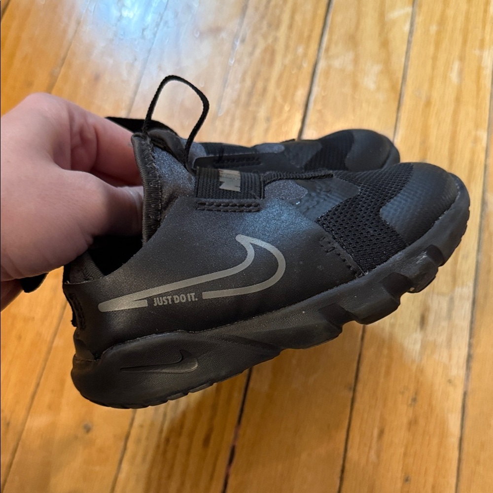 Nike Toddler Black Shoes